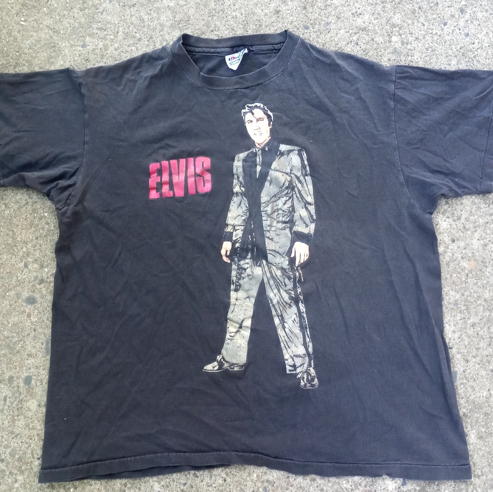 Vintage Elvis Presley 1989 Men’s Tshirt Size XL 
Made In USA